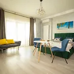 60 By The Mamaia, Free Parking Casa Del Mar Apartment