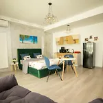 Apartment 60 By The Mamaia, Free Parking Casa Del Mar Mamaia