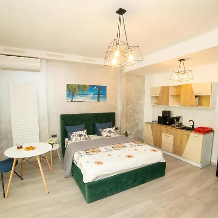 Apartment 60 By The Mamaia, Free Parking Casa Del Mar *
