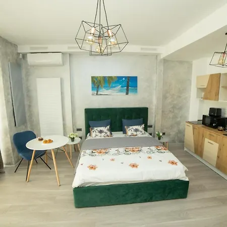 60 By The Mamaia, Free Parking Casa Del Mar