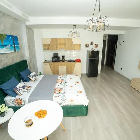 Apartment 60 By The Mamaia, Free Parking Casa Del Mar *