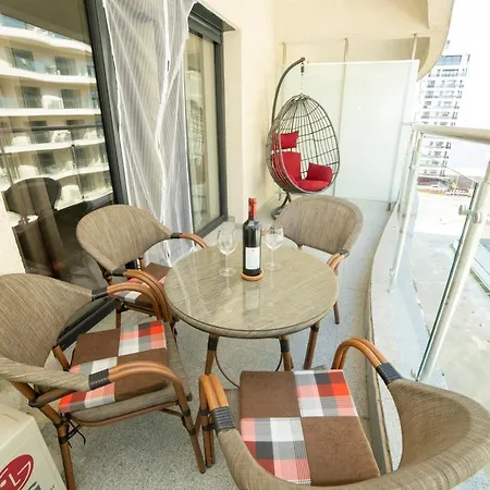 Apartment 60 By The Mamaia, Free Parking Casa Del Mar *