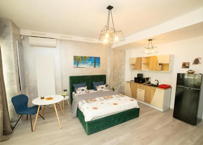 公寓 60 By The Mamaia, Free Parking Casa Del Mar *